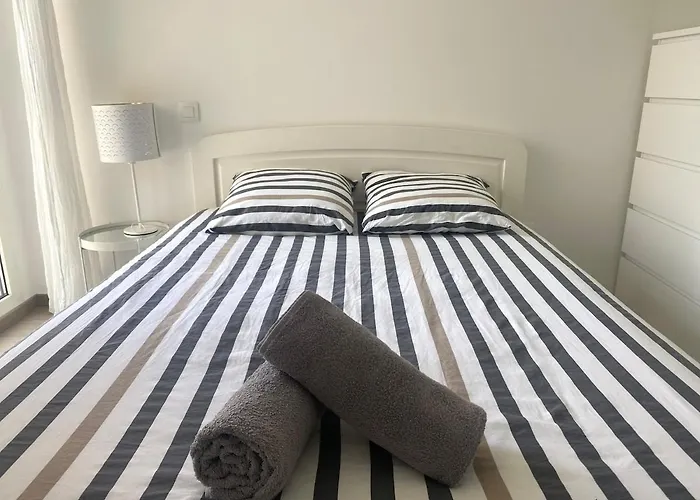 T2 Lumineux Loggia & Parking Proche Proce & Viarme *